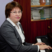 Учитель музыки Черненко Ю.И.
